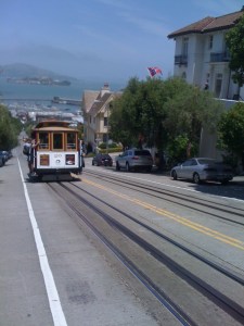 SF cable car on hill