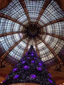 Holiday tree Paris